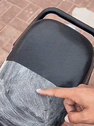 Negru Instant Auto